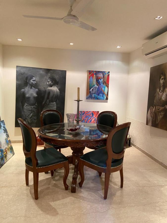 Art House Vasant Vihar New Delhi Bed and Breakfast Exterior foto